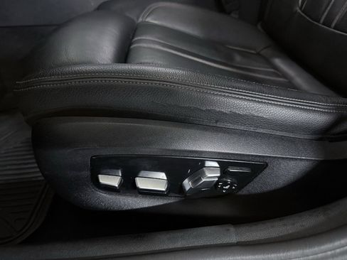 Used 2017 BMW 540i xDrive image 19