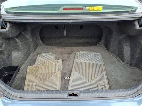 Used 2002 Toyota Camry XLE image 8