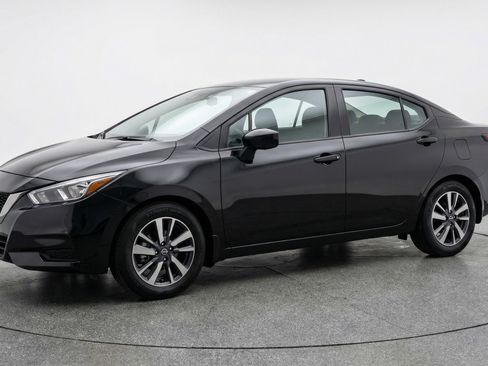 Used 2025 Nissan Versa SV FWD image 3