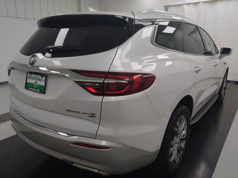 Used 2019 Buick Enclave Avenir w/ Avenir Technology Package AWD/4WD image 9