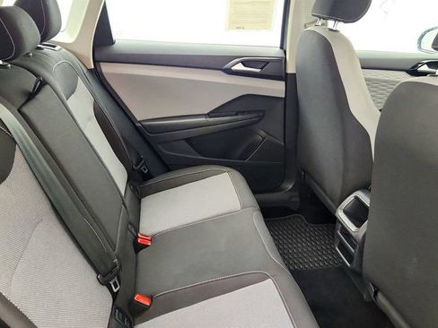 Used 2022 Volkswagen Taos S FWD image 19