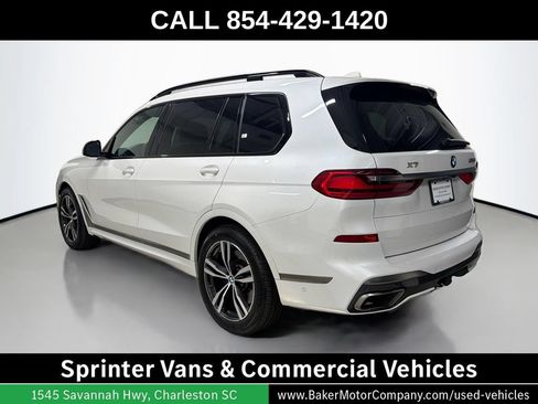 Used 2020 BMW X7 M50i w/ Luxury Seating Package AWD/4WD image 3