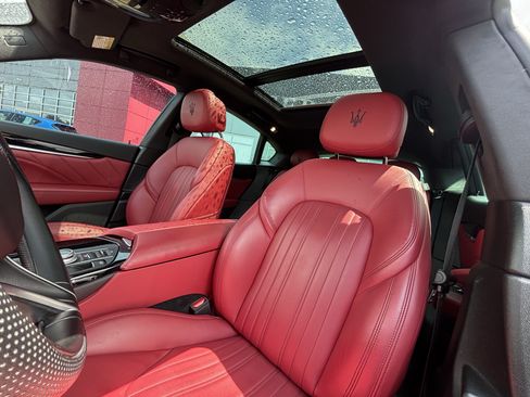 Used 2022 Maserati Levante GT AWD/4WD image 20
