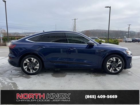 Used 2023 Audi e-tron Premium Plus w/ Premium Plus Package image 22