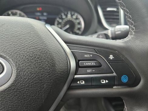 Used 2022 INFINITI QX50 Luxe w/ Appearance Package image 26