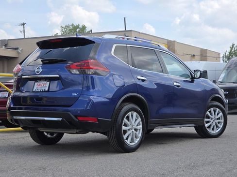 Used 2020 Nissan Rogue SV FWD image 13