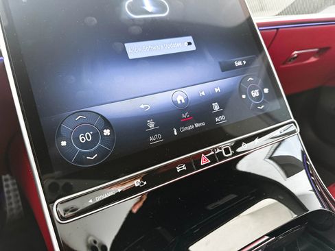 Used 2023 Mercedes-Benz S 580 4MATIC Sedan image 21