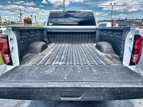 Used 2024 GMC Sierra 2500 Pro w/ Convenience Package AWD/4WD image 18