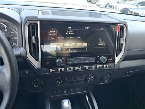 New 2026 Nissan Frontier SV w/ Tow Package AWD/4WD image 18