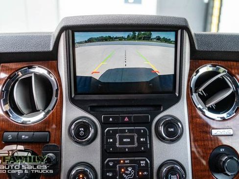 Used 2016 Ford F250 King Ranch w/ FX4 Off-Road Package AWD/4WD image 16