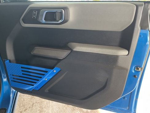 Used 2021 Ford Bronco Badlands image 18