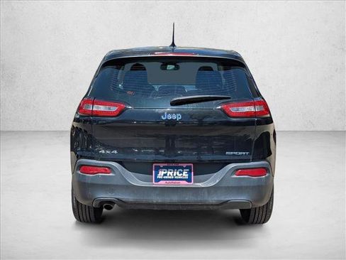 Used 2015 Jeep Cherokee Sport AWD/4WD image 6