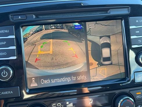 Used 2020 Nissan Maxima SR image 32