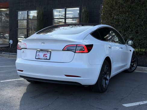 Used 2020 Tesla Model 3 Standard Range Plus image 13