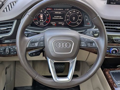 Used 2018 Audi Q7 3.0T Prestige w/ Prestige Package image 16