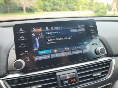Used 2019 Honda Accord EX-L image 25