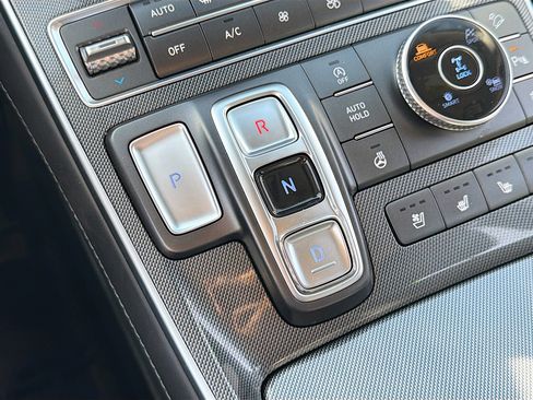 Used 2022 Hyundai Santa Fe Limited image 25