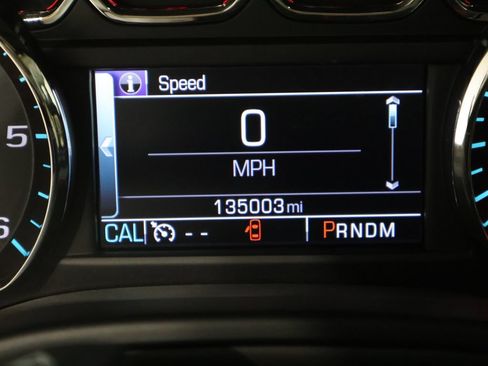 Used 2016 Chevrolet Suburban LT AWD/4WD image 37