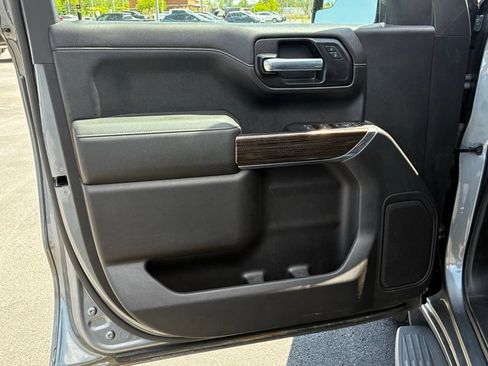 Used 2021 Chevrolet Silverado 1500 LT AWD/4WD image 6
