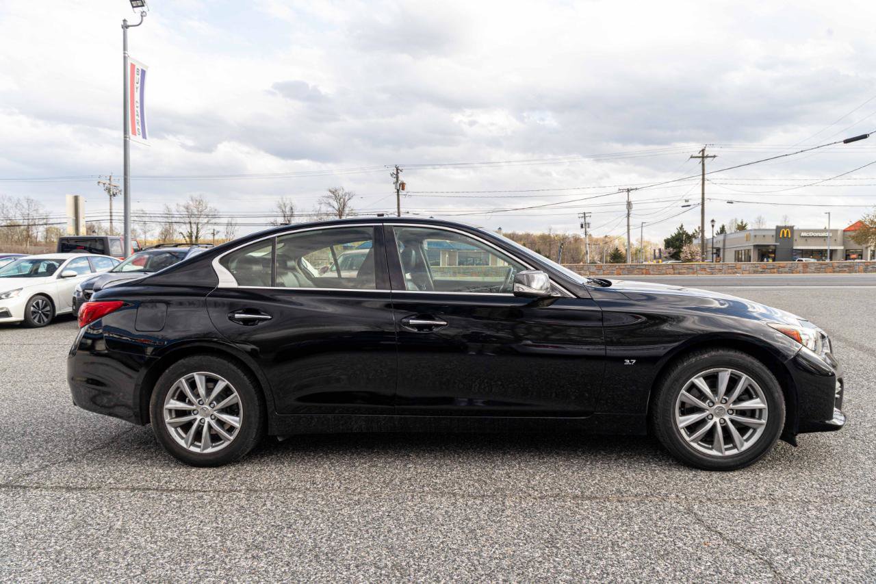 Used 2015 INFINITI Q50 AWD w/ Moonroof Package image 7