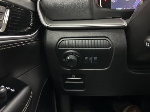 New 2026 Jeep Grand Wagoneer Limited AWD/4WD image 37