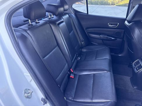 Used 2018 Acura TLX w/ Technology Package FWD image 14