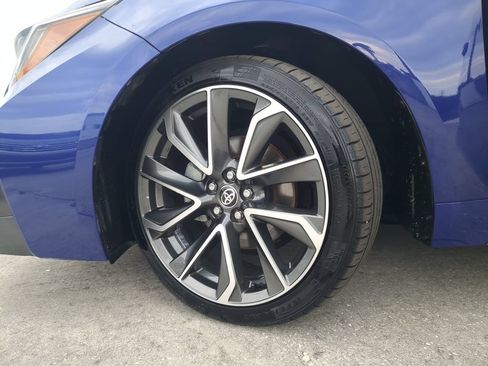 Used 2022 Toyota Corolla XSE FWD image 32