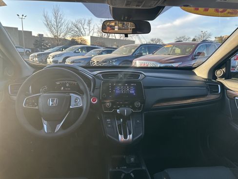 Used 2017 Honda CR-V EX image 18