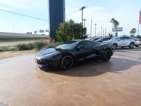 Used 2022 Chevrolet Corvette Stingray Premium Cpe w/ Z51 Performance Package image 5