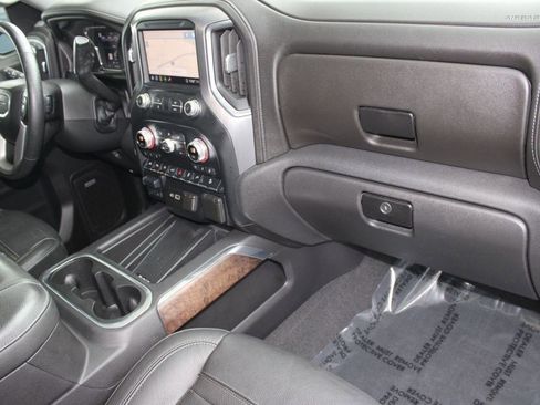 Used 2020 GMC Sierra 1500 Denali w/ Technology Package image 39