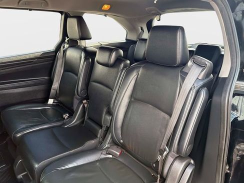 Used 2021 Honda Odyssey Touring image 11