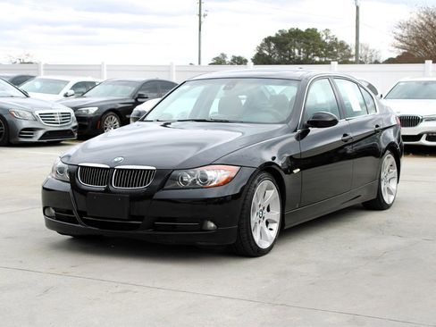Used 2006 BMW 330i Sedan image 3