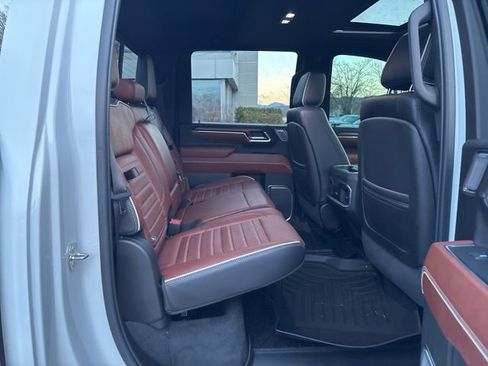 Used 2024 GMC Sierra 2500 Denali Ultimate image 34