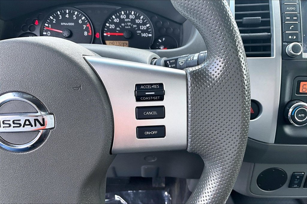 Used 2020 Nissan Frontier 2WD Crew Cab image 15