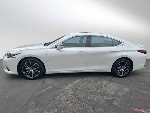 Used 2022 Lexus ES 250 w/ Premium Package image 4
