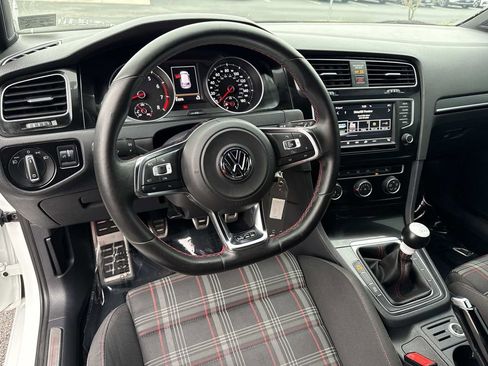 Used 2016 Volkswagen GTI S FWD image 13
