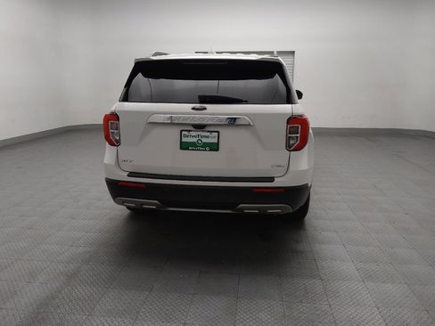 Used 2020 Ford Explorer XLT w/ Equipment Group 202A RWD image 7