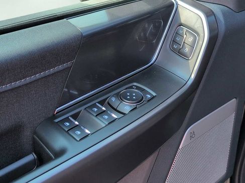 New 2025 Ford F150 Lariat w/ Equipment Group 501A Mid image 6