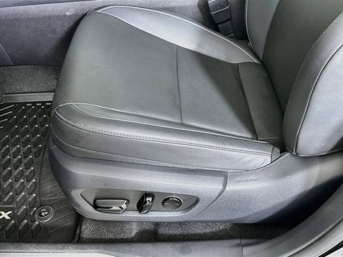 Used 2024 Lexus RX 350 AWD image 19