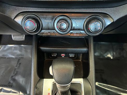 Used 2023 Kia Forte LXS image 17