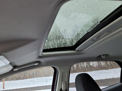 Used 2021 Ford EcoSport SE w/ SE Convenience Package image 24