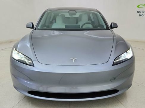 Used 2025 Tesla Model 3 RWD image 13