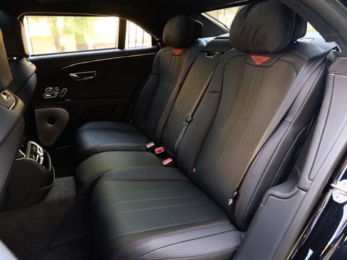 New 2026 Bentley Flying Spur Plug-In Hybrid AWD/4WD image 23