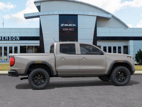 New 2026 GMC Canyon Elevation w/ Convenience Package image 5