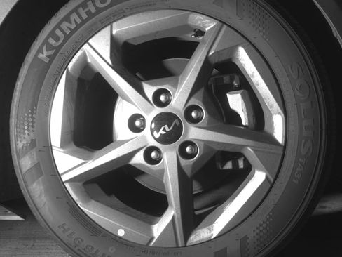 Used 2025 Kia K4 LXS image 13