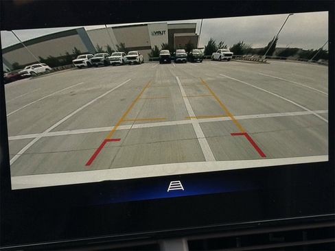 New 2026 Chevrolet Trax LT w/ Sunroof Package image 17