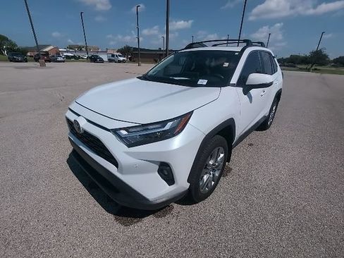 Used 2025 Toyota RAV4 XLE Premium w/ Weather Package FWD image 14