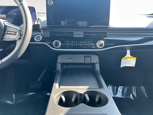 Used 2025 Honda Prologue Touring image 11