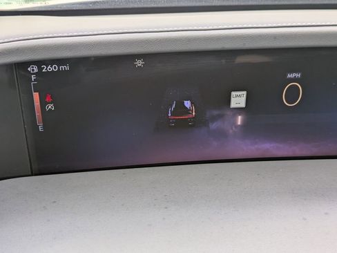 Certified 2024 Lincoln Nautilus Reserve AWD/4WD image 32