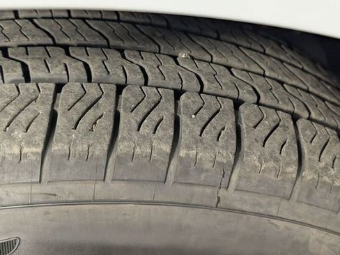 Used 2025 Ford Expedition Platinum AWD/4WD image 9